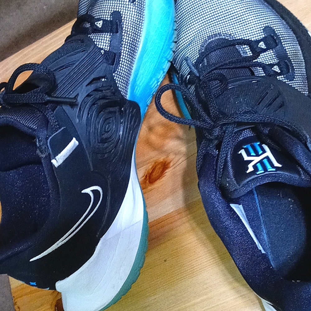 Kyrie moons glow soles soles are bright glow